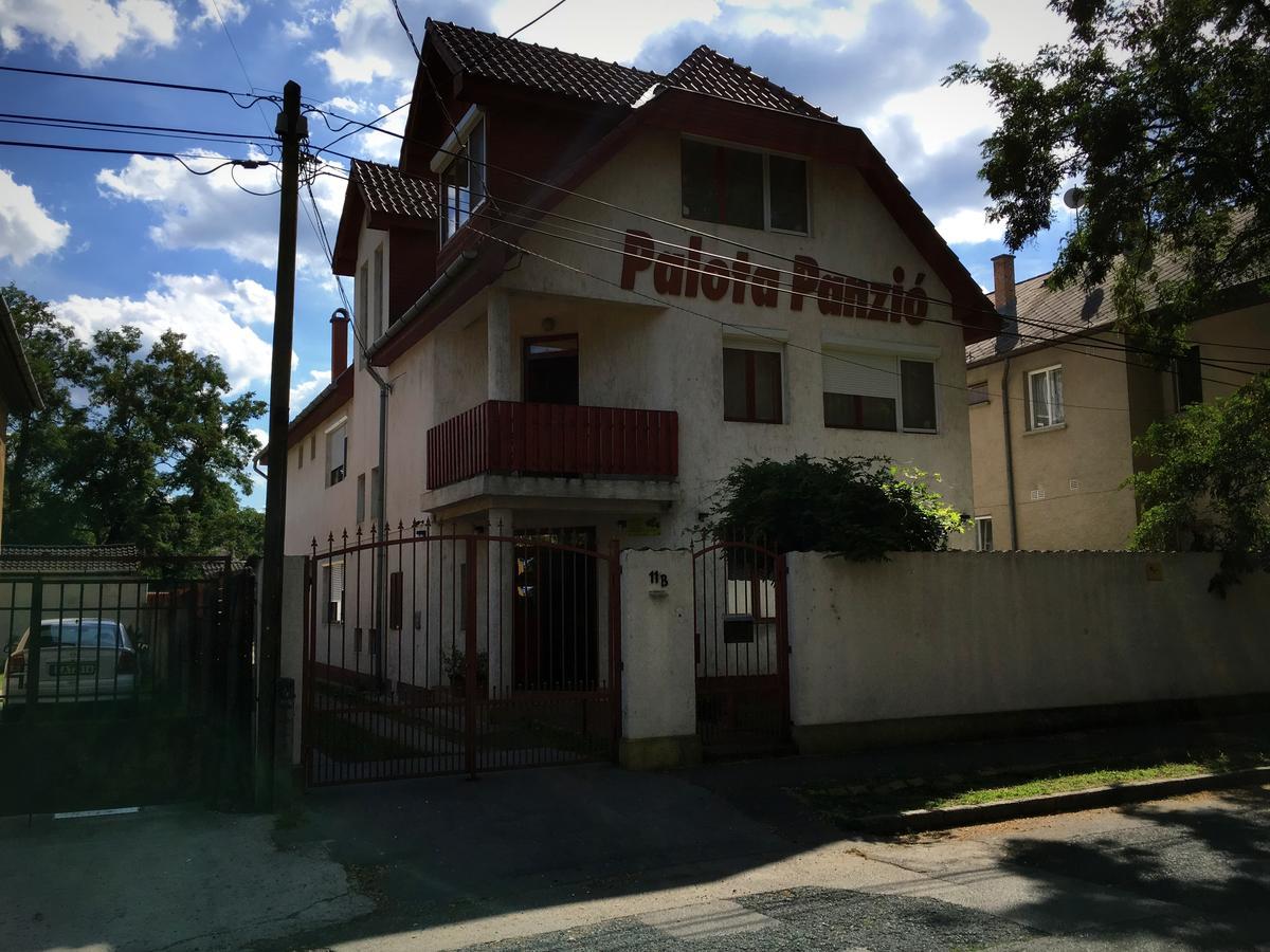 Palota Panzio Bed & Breakfast Будапеща Екстериор снимка