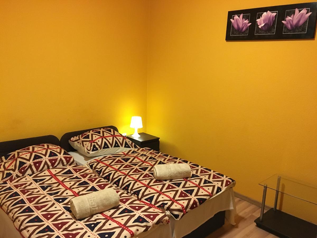 Palota Panzio Bed & Breakfast Будапеща Екстериор снимка