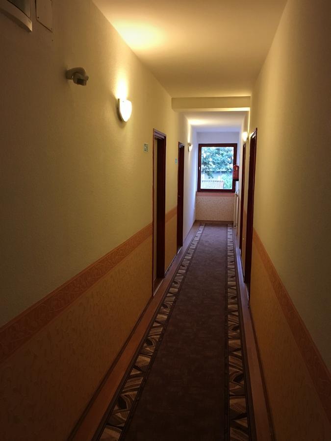 Palota Panzio Bed & Breakfast Будапеща Екстериор снимка